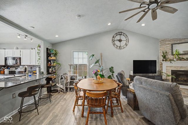 7244 Bradford Woods Way, Indianapolis, IN 46268