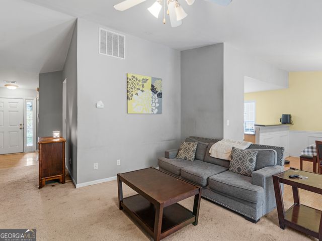 105 Lantana Drive, Locust Grove, GA 30248