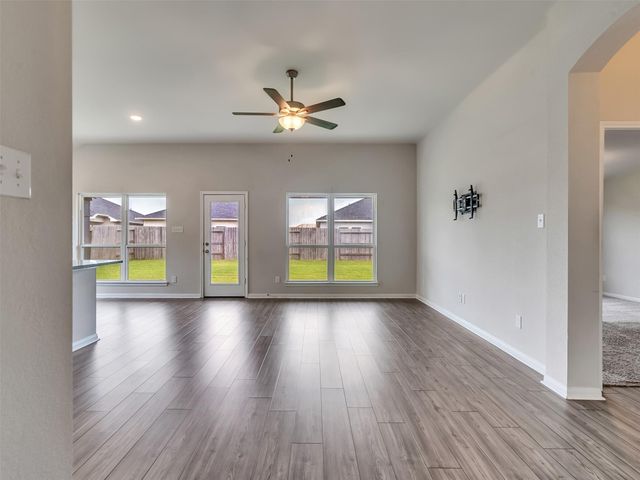 8216 Tourmaline Way, Texas City, TX 77591