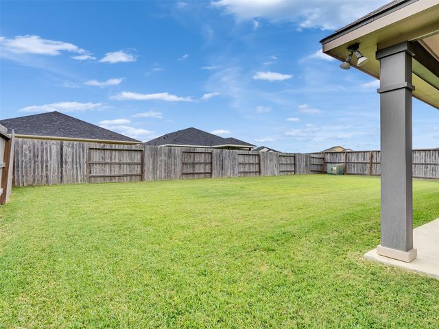 8216 Tourmaline Way, Texas City, TX 77591