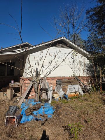 908 Burns Street, Kilgore, TX 75662