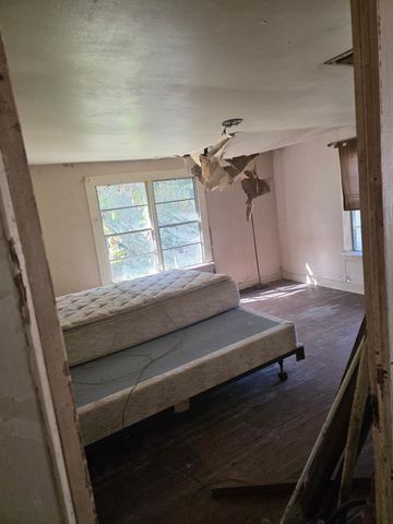 908 Burns Street, Kilgore, TX 75662