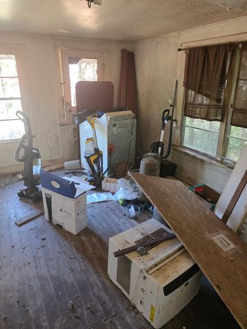 908 Burns Street, Kilgore, TX 75662