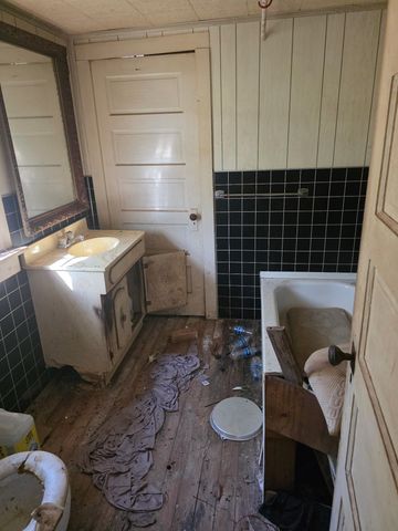 908 Burns Street, Kilgore, TX 75662