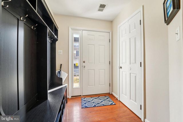 1724 JENNIFER MEADOWS CT, Severn, MD 21144