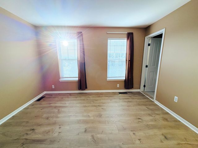 144 Center Boulevard, Wixom, MI 48393