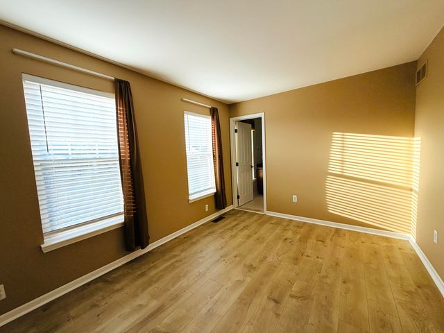 144 Center Boulevard, Wixom, MI 48393