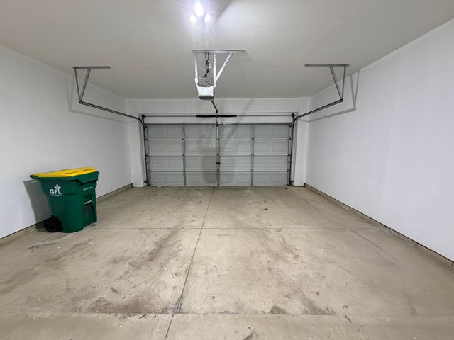 144 Center Boulevard, Wixom, MI 48393