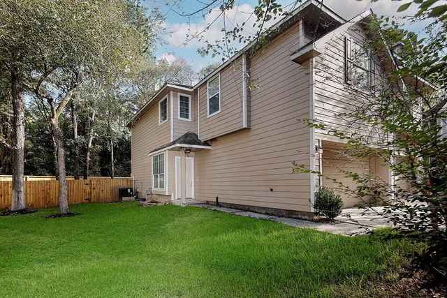 7 Peach Ridge Drive, The Woodlands, TX 77382