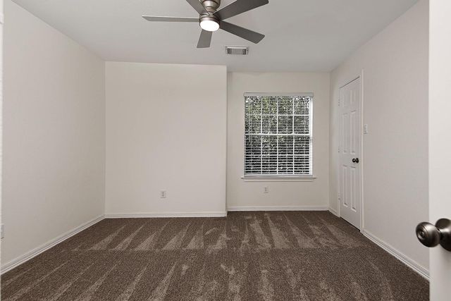 7 Peach Ridge Drive, The Woodlands, TX 77382