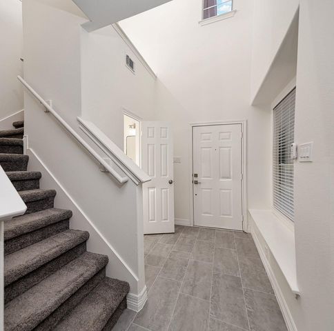 7 Peach Ridge Drive, The Woodlands, TX 77382
