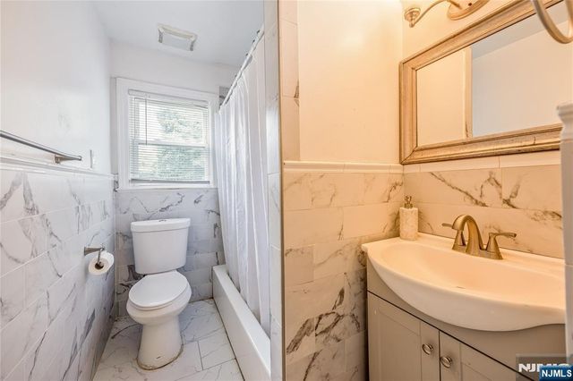 1 Garden Court, Garfield, NJ 07026
