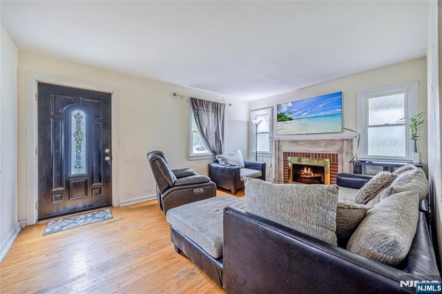1 Garden Court, Garfield, NJ 07026