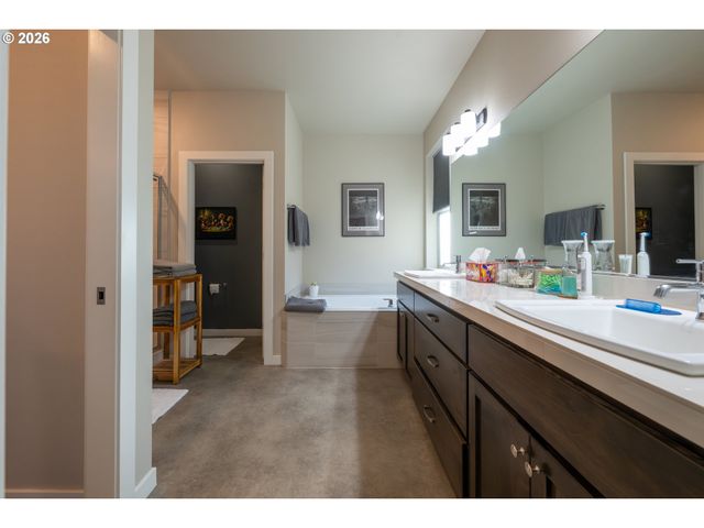 13410 Ne 113TH Way, Vancouver, WA 98682