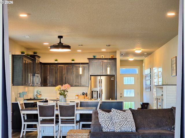 13410 Ne 113TH Way, Vancouver, WA 98682