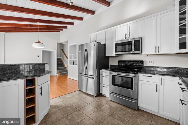 6813 DERRELL CT, Alexandria, VA 22307