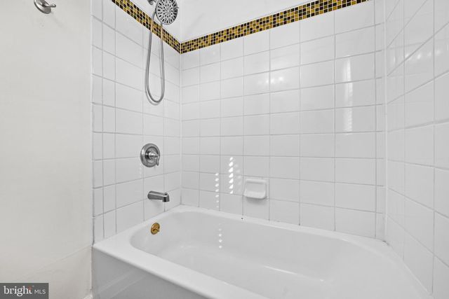 6813 DERRELL CT, Alexandria, VA 22307