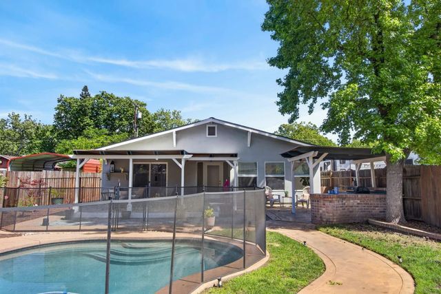 137 Earl Ave, Roseville, CA 95678