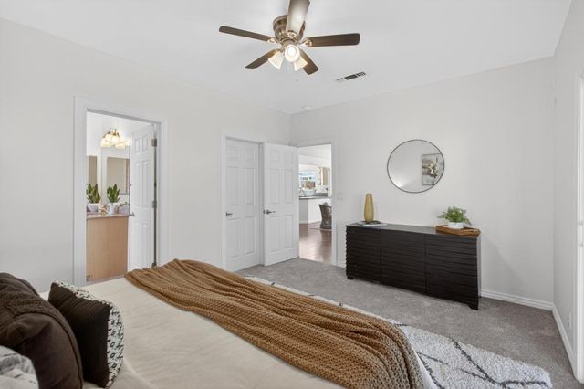 137 Earl Ave, Roseville, CA 95678