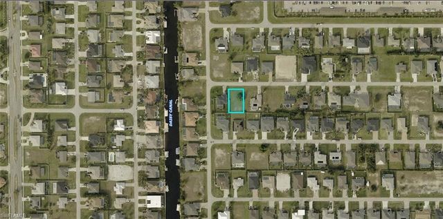 1910 SW 38th LN, Cape Coral, FL 33914
