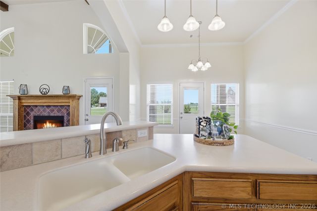 12512 N 165th East Avenue, Collinsville, OK 74021