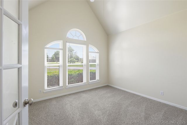 12512 N 165th East Avenue, Collinsville, OK 74021