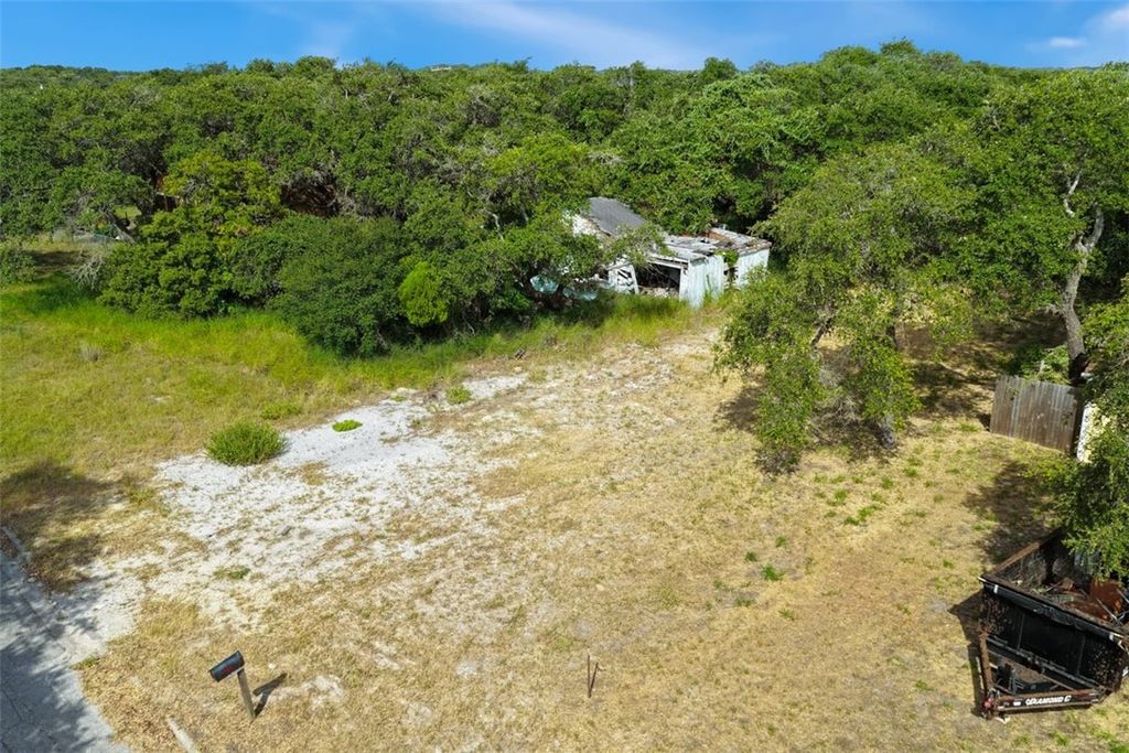 1036 N Houston St, Aransas Pass, TX 78336 — photo 2