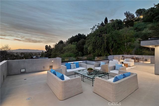 3720 Goodland Avenue, Studio City, CA 91604