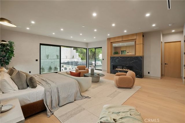 3720 Goodland Avenue, Studio City, CA 91604