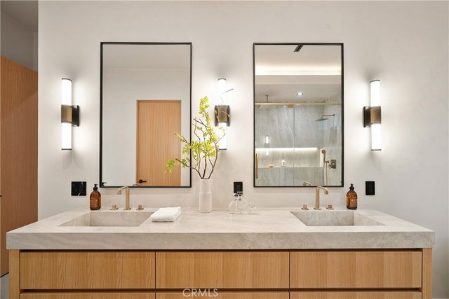 3720 Goodland Avenue, Studio City, CA 91604