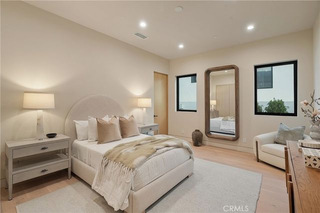 3720 Goodland Avenue, Studio City, CA 91604