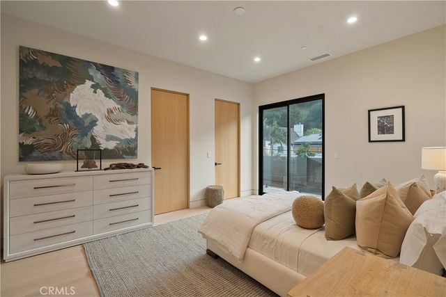 3720 Goodland Avenue, Studio City, CA 91604
