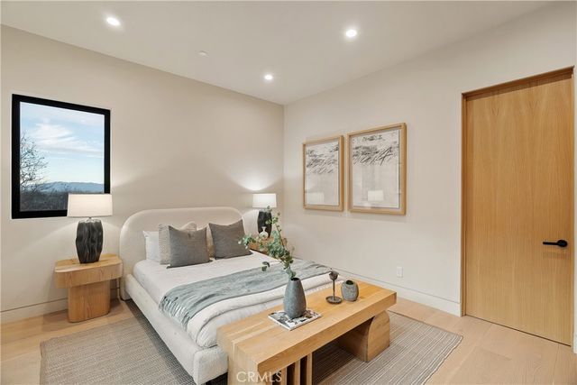 3720 Goodland Avenue, Studio City, CA 91604