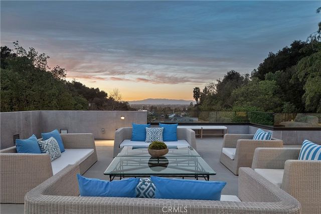 3720 Goodland Avenue, Studio City, CA 91604