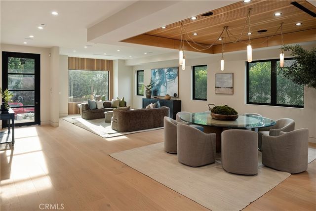 3720 Goodland Avenue, Studio City, CA 91604