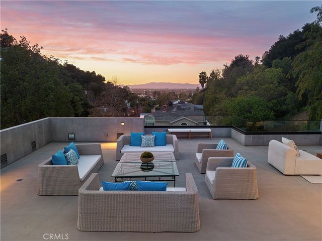 3720 Goodland Avenue, Studio City, CA 91604