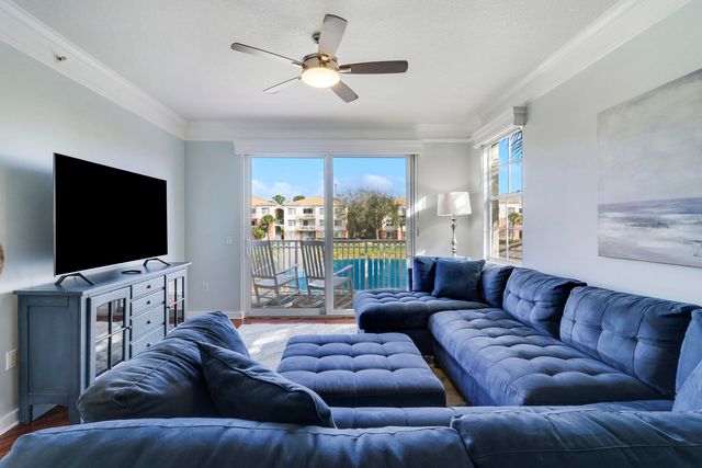 9212 W Myrtlewood Circle W, Palm Beach Gardens, FL 33418