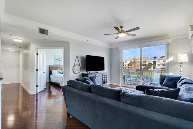 9212 W Myrtlewood Circle W, Palm Beach Gardens, FL 33418