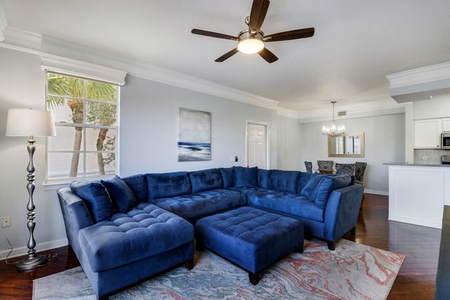 9212 W Myrtlewood Circle W, Palm Beach Gardens, FL 33418