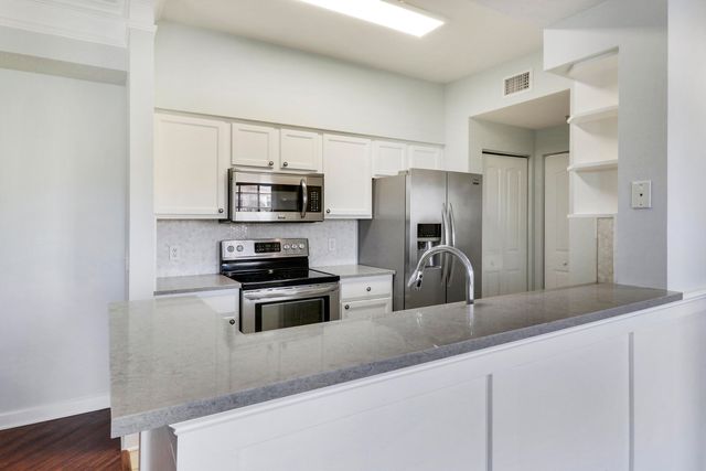 9212 W Myrtlewood Circle W, Palm Beach Gardens, FL 33418