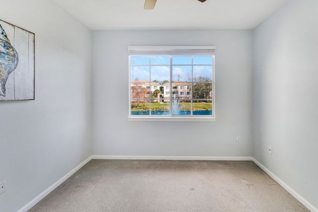 9212 W Myrtlewood Circle W, Palm Beach Gardens, FL 33418