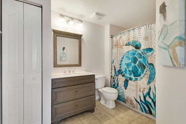 9212 W Myrtlewood Circle W, Palm Beach Gardens, FL 33418