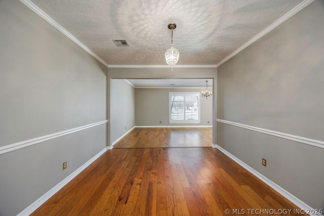 6008 Martin Place, Bartlesville, OK 74006