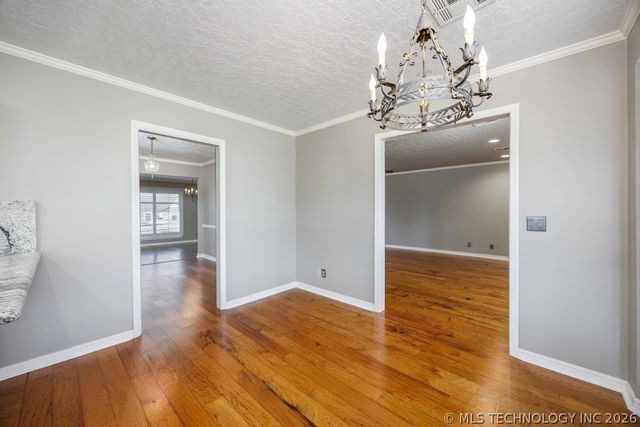 6008 Martin Place, Bartlesville, OK 74006