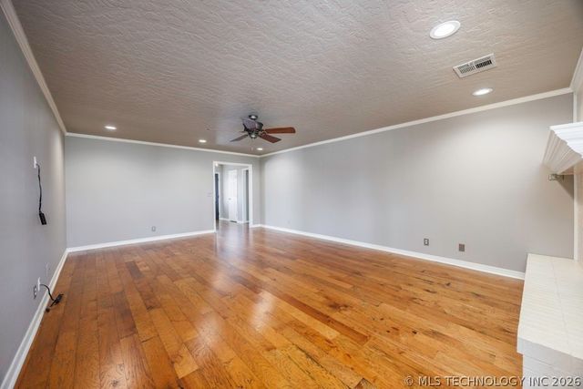 6008 Martin Place, Bartlesville, OK 74006