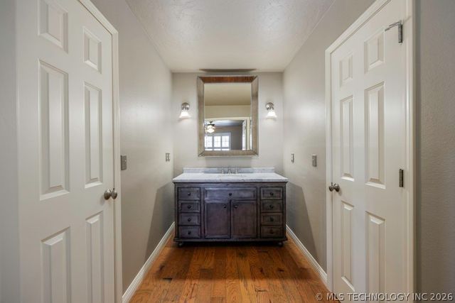 6008 Martin Place, Bartlesville, OK 74006