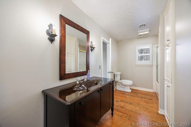 6008 Martin Place, Bartlesville, OK 74006