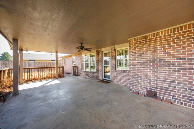6008 Martin Place, Bartlesville, OK 74006