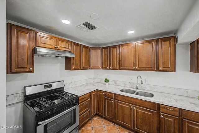 2031 N 37TH Drive, Phoenix, AZ 85009