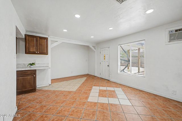 2031 N 37TH Drive, Phoenix, AZ 85009